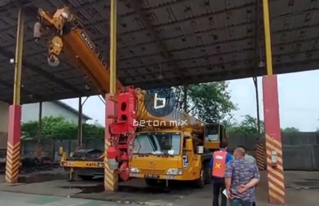 Harga Sewa Truk Crane di Bojongloa Kidul Kota Bandung Harian