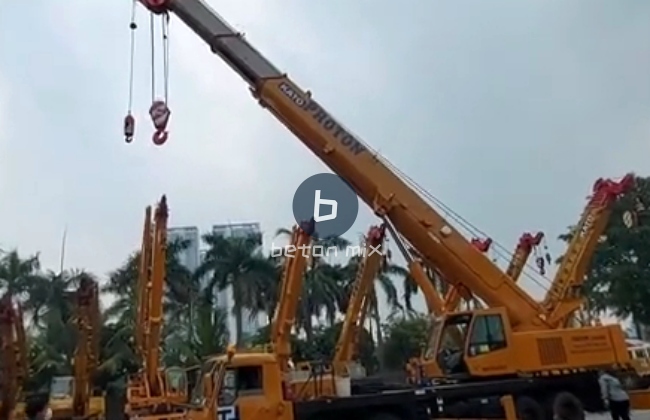 Harga Sewa Truk Crane di Kecamatan Mekar Baru Kab Tangerang Harian