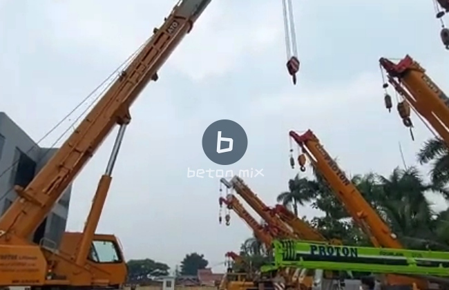 Harga Sewa Truk Crane di Tanjung Priok Jakarta Utara Harian